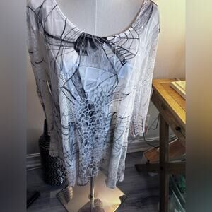 Elegant Black and White Women's Top